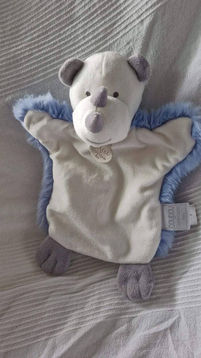 Doudou plat marionnette rhino Doudou et cie