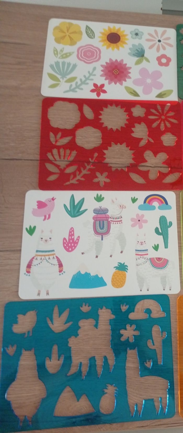 Set de pochoirs à dessin - photo numéro 4