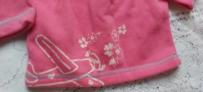 Polaire bébé fille rose-broderie avion, mignon et chuad pour l'hiver, en bon état, taille 3 mois - photo numéro 2