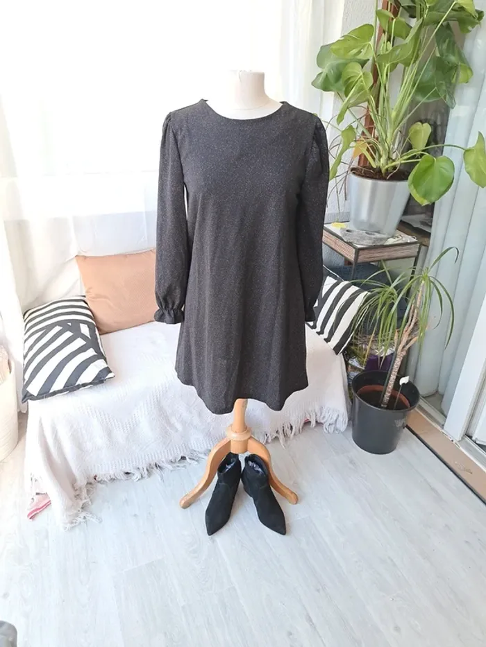 Robe pailletée T 38