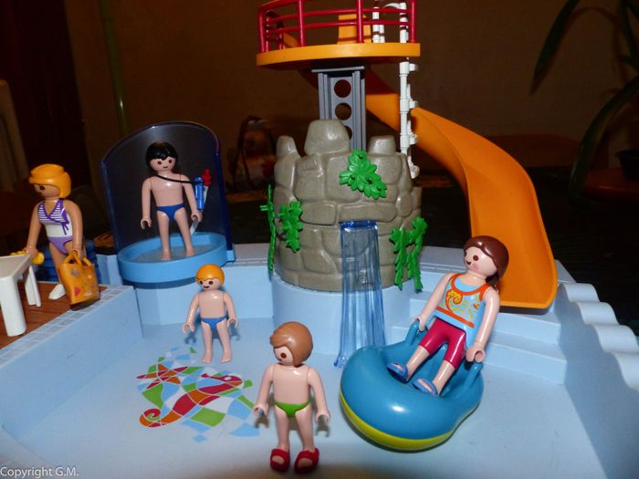 Lot playmobils la grande piscine avec toboggan - photo numéro 4