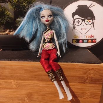 Monster High Doll Poupée Ghoulia Yelps Jinafire Long Clothes #geektrademonterhigh