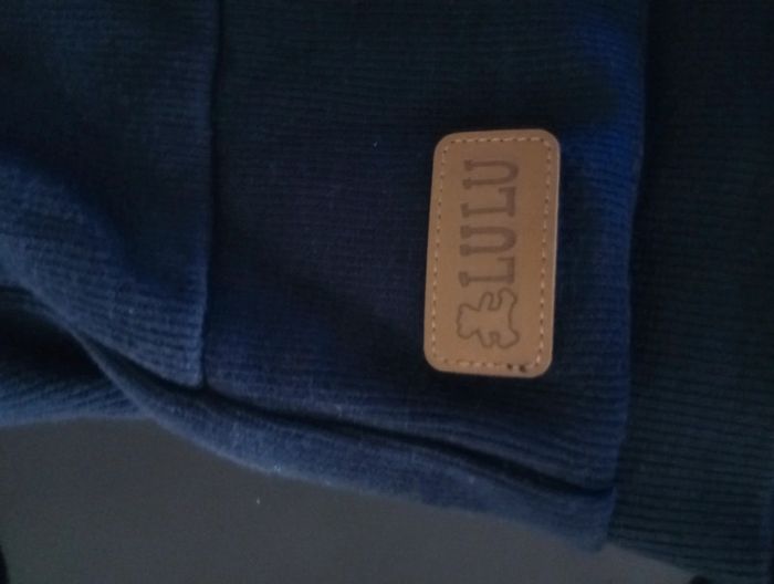 Pull a capuche garçon - photo numéro 4