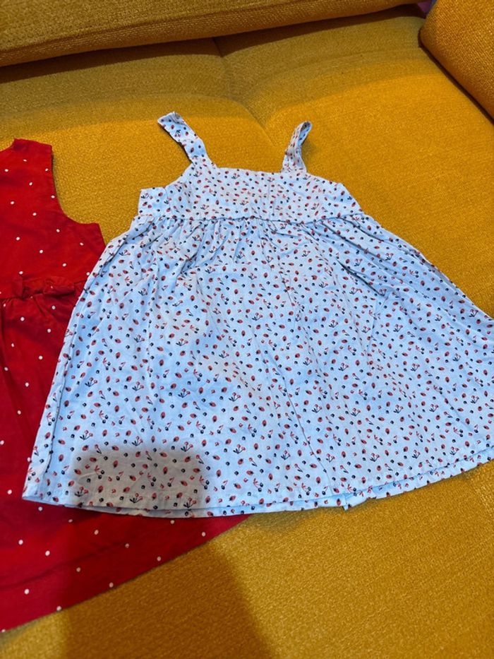 3 robes 6 mois - photo numéro 4