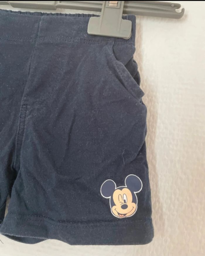 Short bébé garçon Mickey - taille 6 mois - photo numéro 2