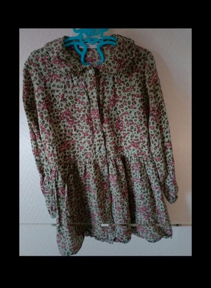 Robe.