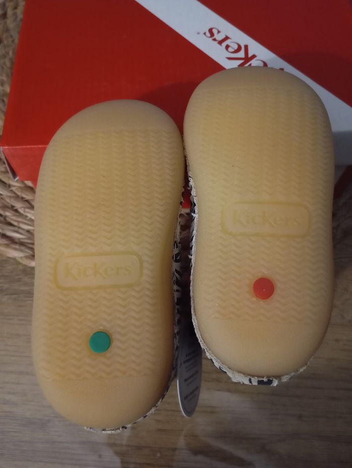 Kickers neuves pour fille en taille 19 - photo numéro 8