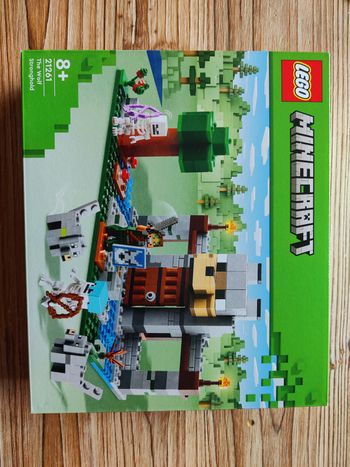 🐺 LEGO 21261 – La Forteresse du Loup – Neuf & Scellé ⚔️