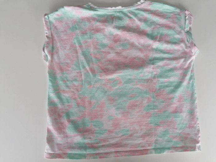 Thee shirt fille 👧🏻T 12 ans - photo numéro 5