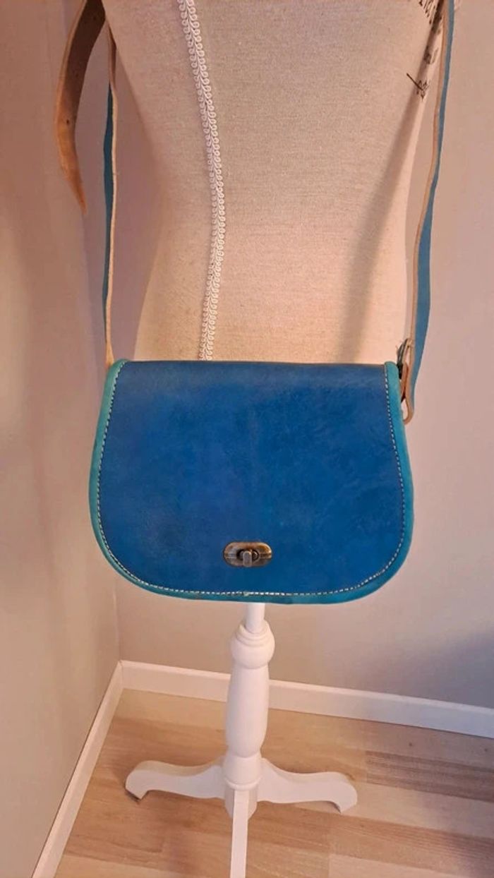 Petit sac à main besace cuir bleu turquoise. Neuf - photo numéro 8