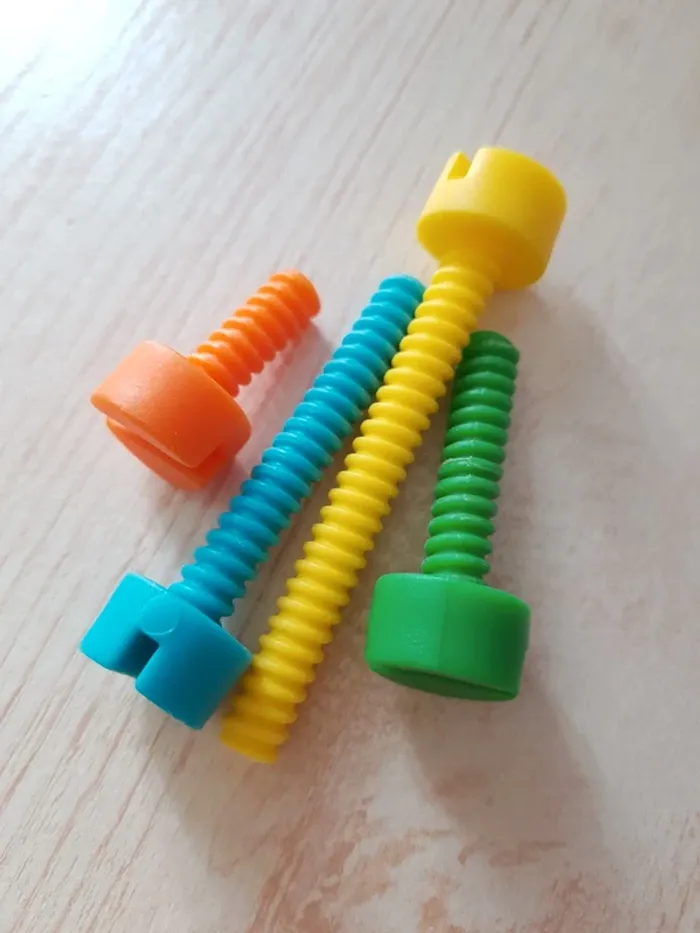 Jeu de construction à visser en bois - photo numéro 15