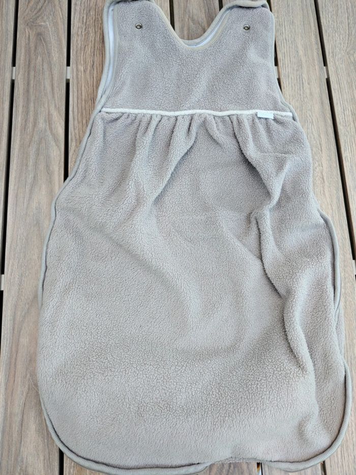 Gigoteuse Red castle T.0-4 M