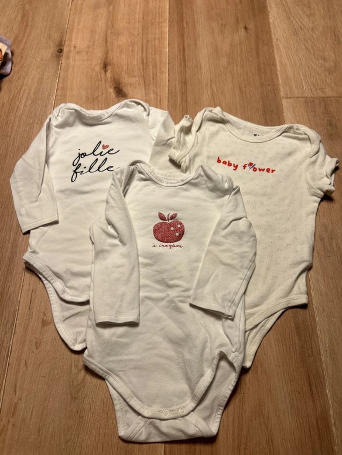 3 bodies 80 cm - photo numéro 3