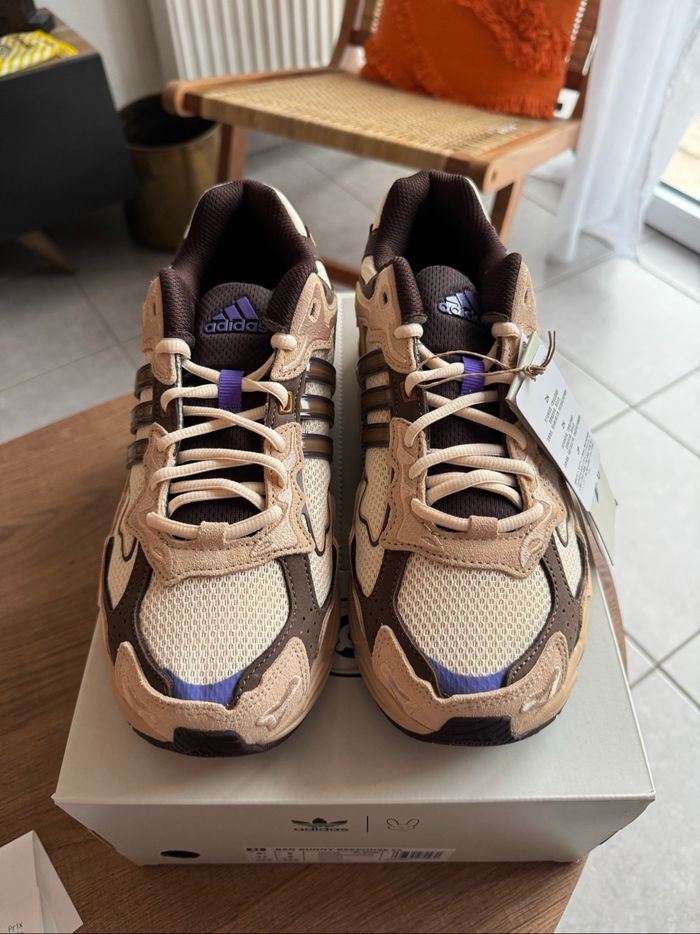 Adidas Bad Bunny Response CL - Neuf avec étiquettes, boite & sac - photo numéro 4