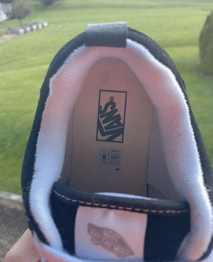 Vans Knu School noir & blanc – Taille 35  neuves - photo numéro 4