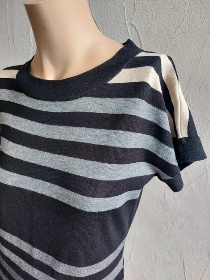Robe rayée en noir et gris Taille XS - photo numéro 3