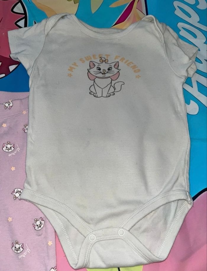 Ensemble 3 pièces Disney Marie 18 mois - body, legging et bandeau assorti - photo numéro 2