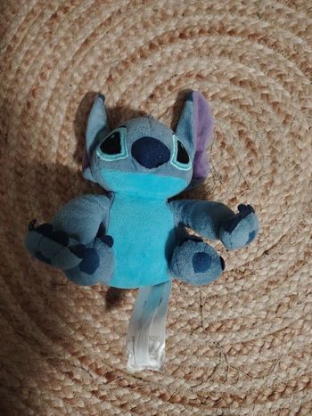 Petite peluche Stitch 