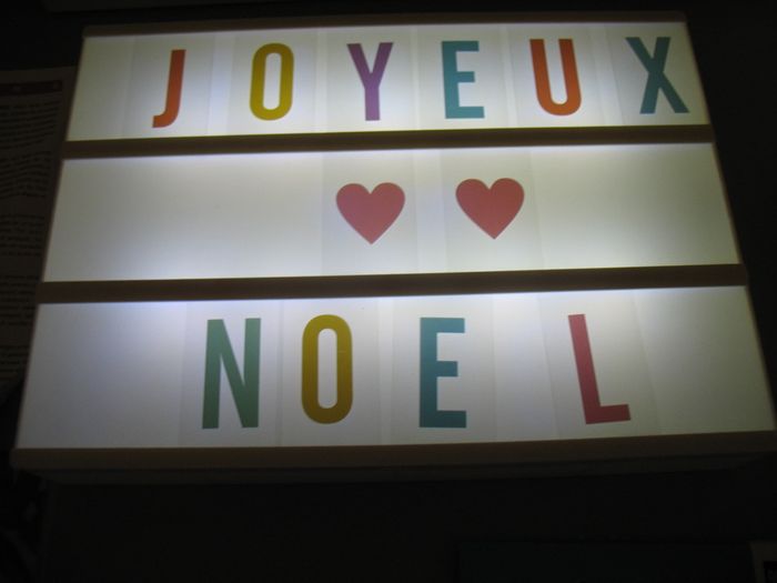 BOITE LUMINEUSE BLANCHE + LETTRES ET CHIFFRES - 30 x 22 x 4.5 CM - n°15 - photo numéro 2