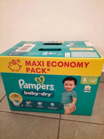 Pack 80 couches pampers Baby-Dry taille 6 neuf