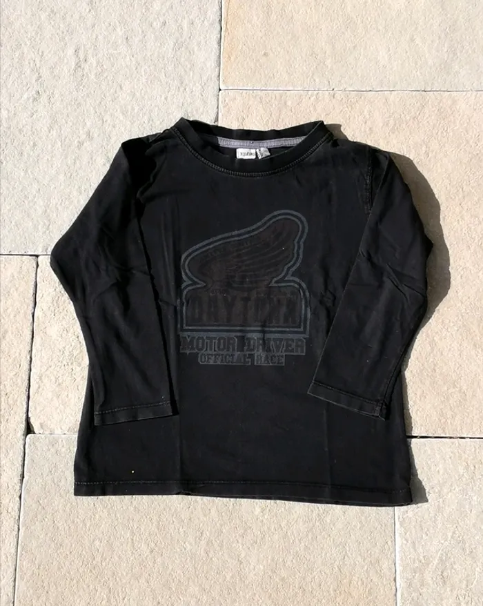Tee-shirt manches longues tape à l œil 4 ans
