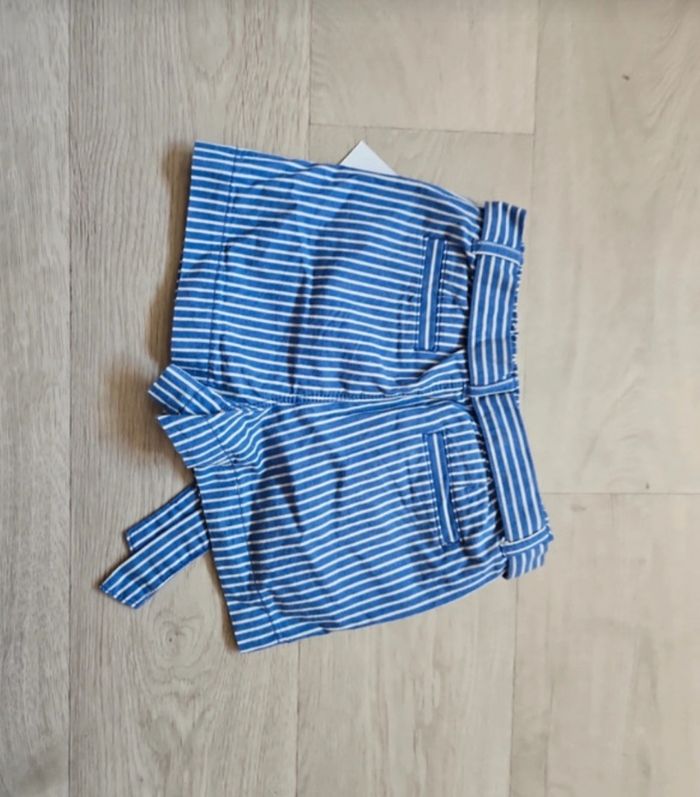 Short - photo numéro 2