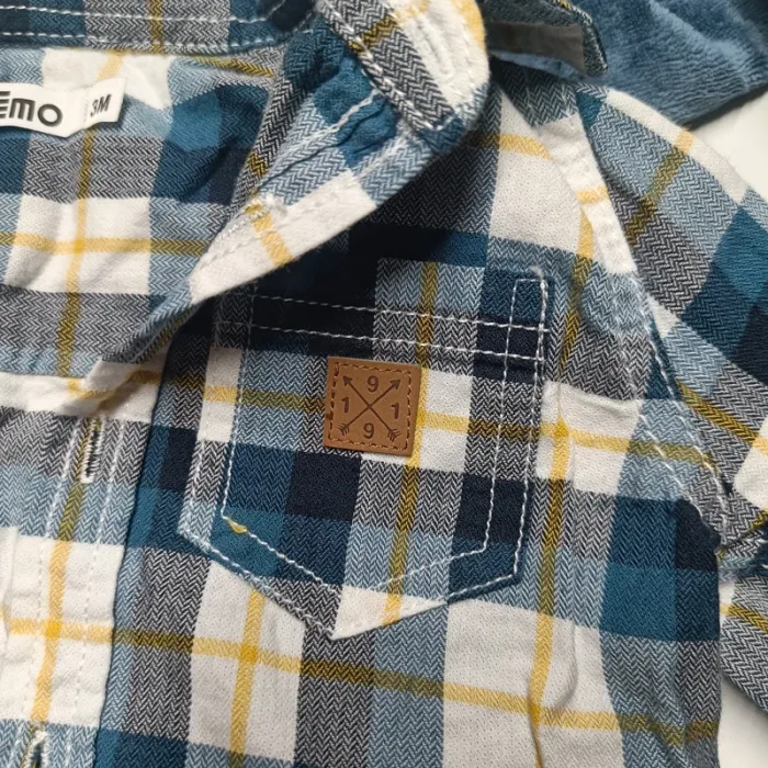 Chemise comme neuve 3 mois - photo numéro 2