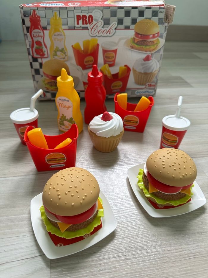 Set de dînette pro cook Ecoiffier - photo numéro 3