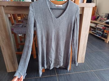 Pull gris