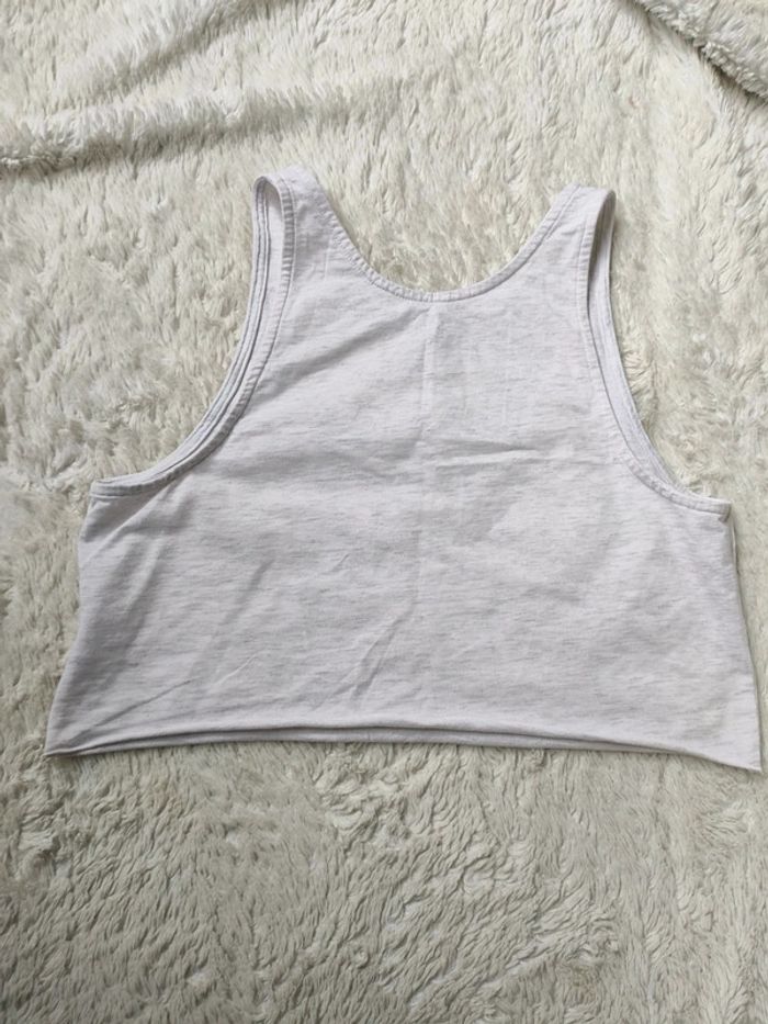 *Crop top gris - photo numéro 2