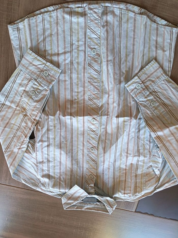 Chemises taille 8 ans - photo numéro 7