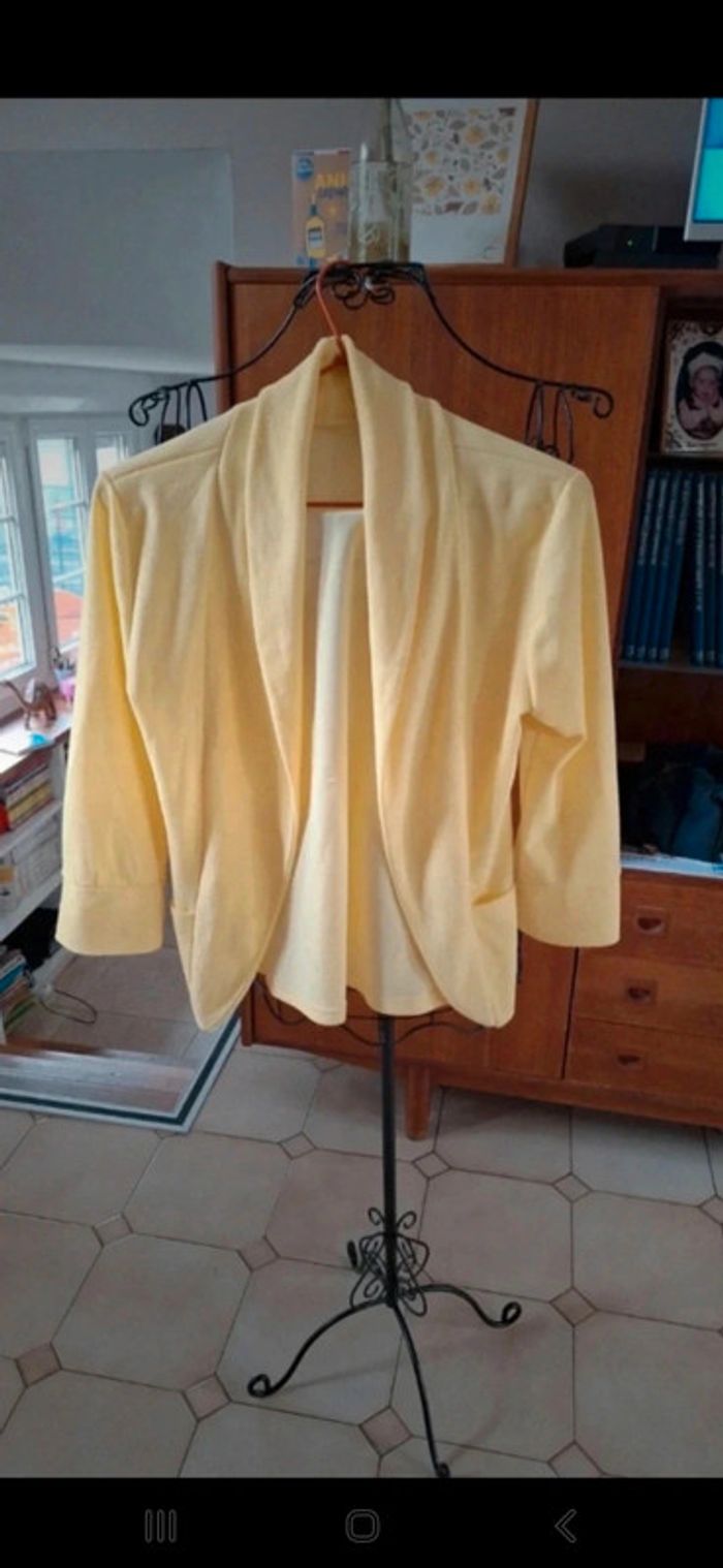Blazer manches 3/4 jaune pâle 👻