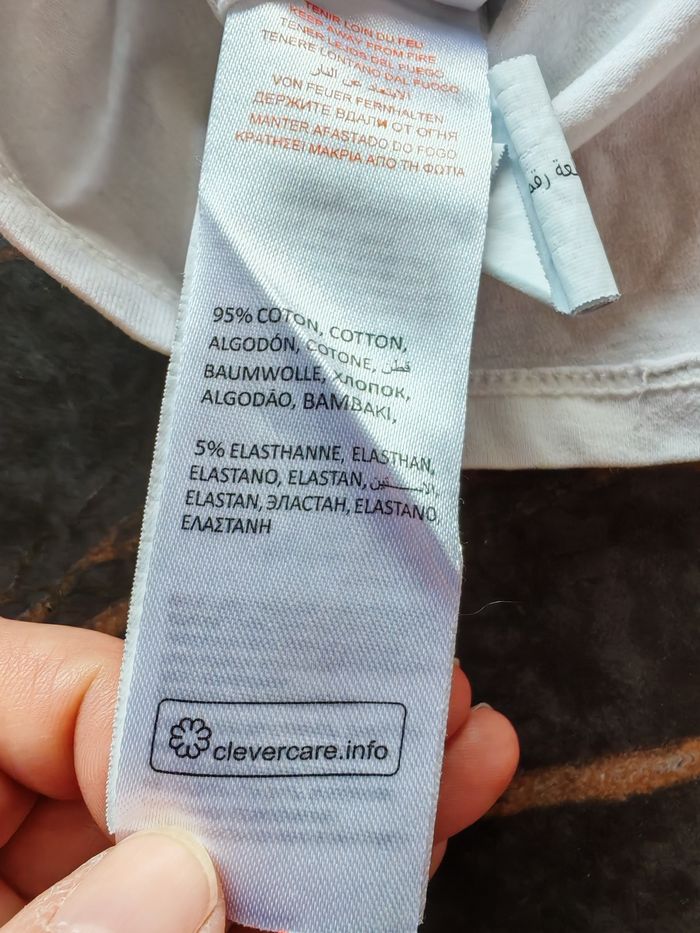 Sous-pull patineuse DPAM 6 ans - photo numéro 5