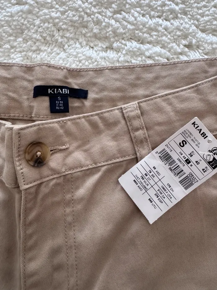 Kiabi – Short beige enfant garçon – Taille S – Neuf - photo numéro 3