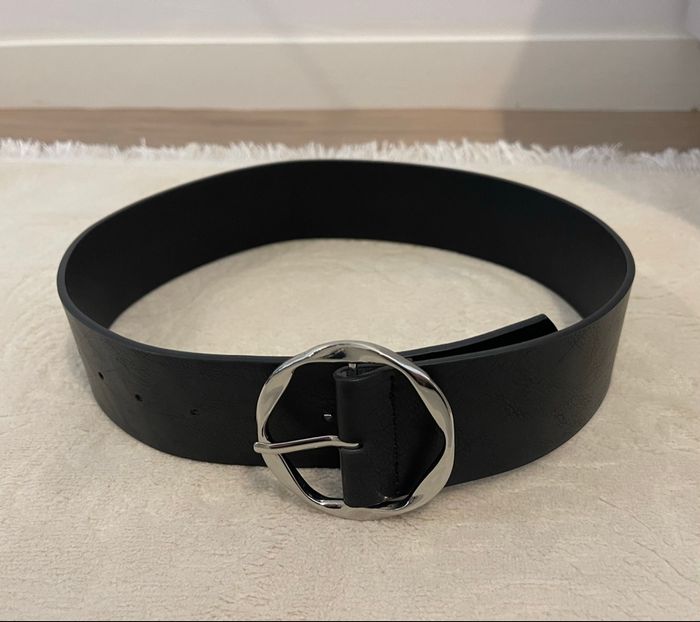🖤 Grosse ceinture argentée 🖤 - photo numéro 2