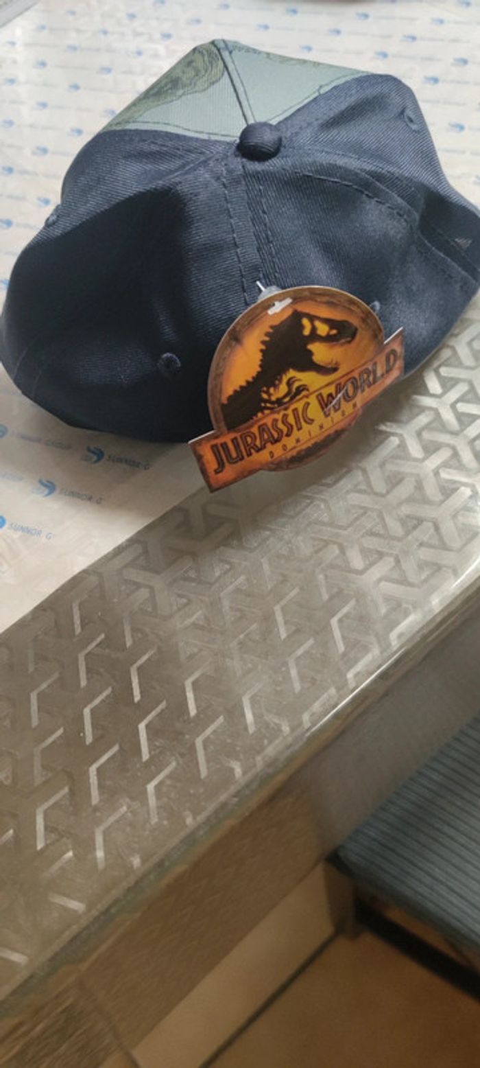 Casquette enfant neuf Jurassiic world 52 cm - photo numéro 2
