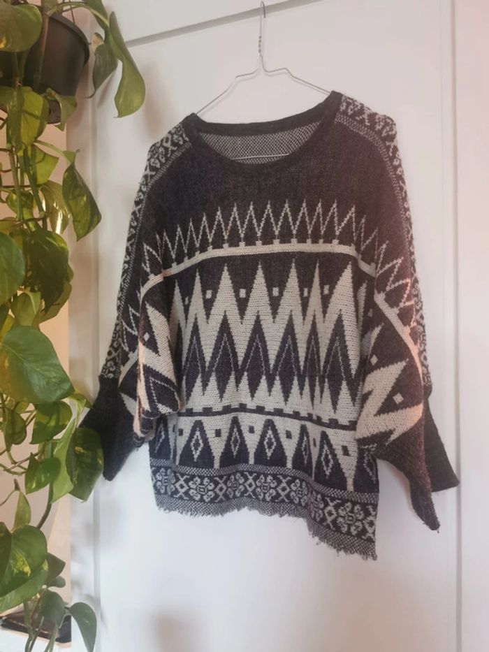 Pull léger à motifs