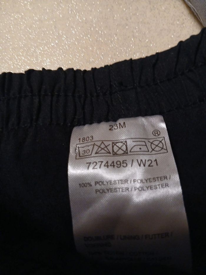 3 pantalons et 1 jean pour bébé - photo numéro 12