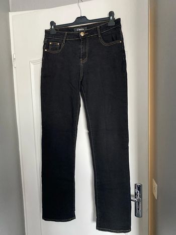 Jean noir coupe droite d’esra taille 42