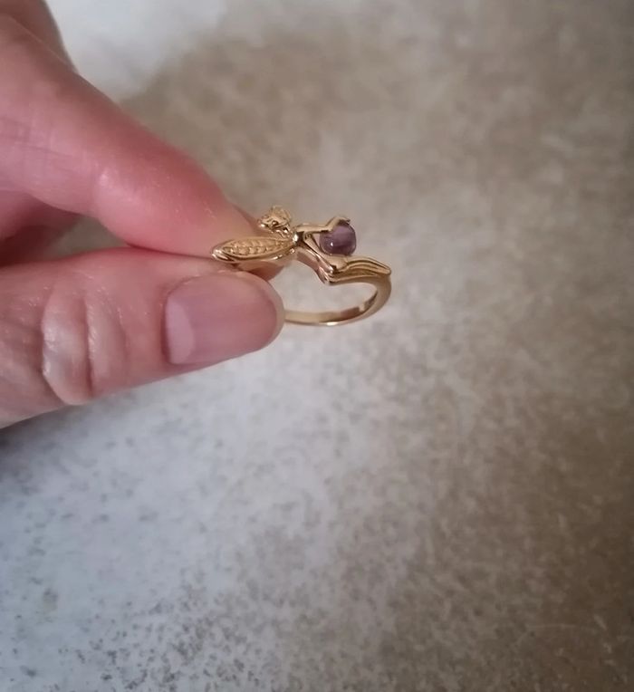 Bague plaqué or fée clochette et boule violette - photo numéro 4