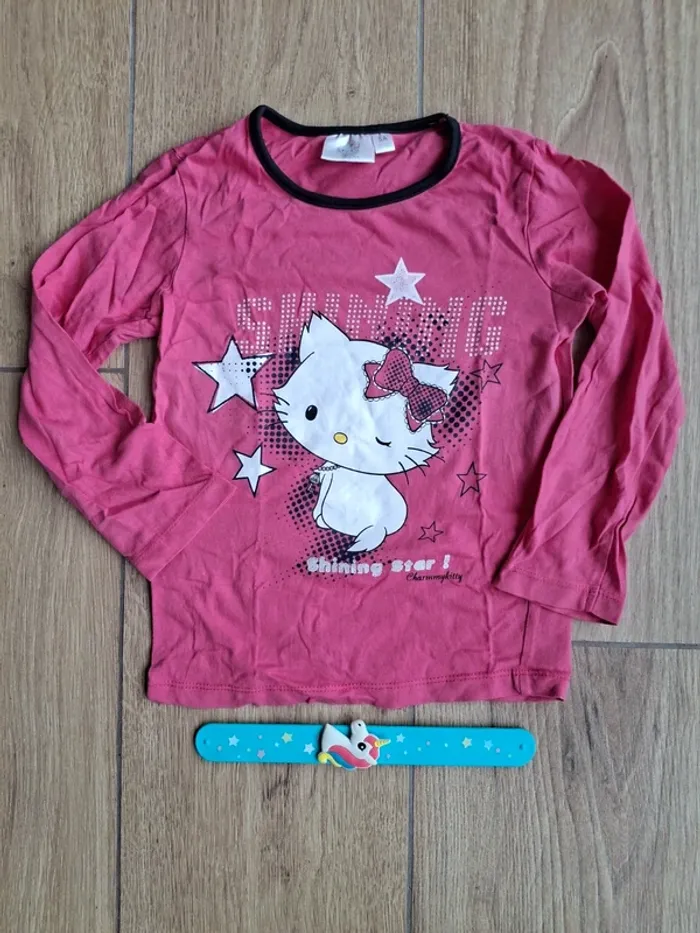 T-shirt manches longues charmmy Kitty 5 ans très bon état