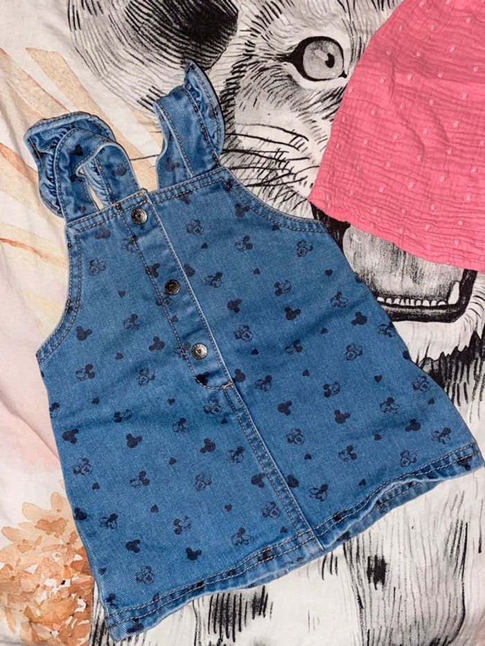 Ensemble robe en jeans et petit t-shirt léger, Disney/Zara, 3-6 mois. - photo numéro 2