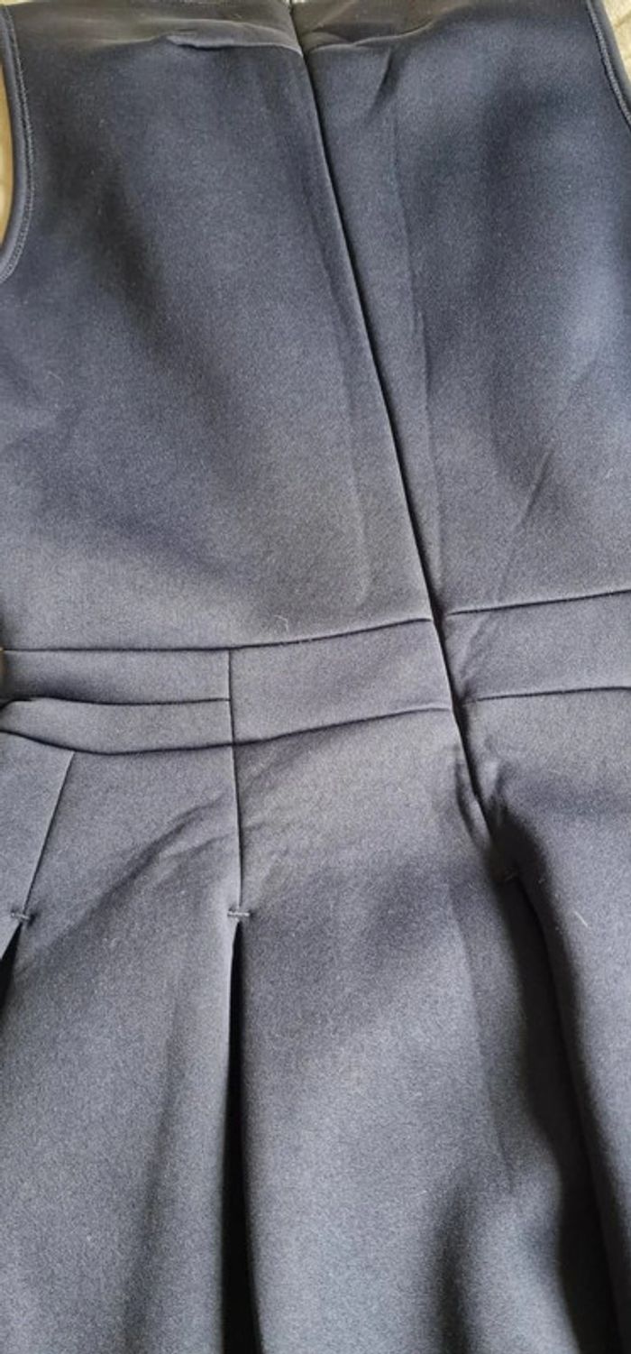 Robe Comptoir des cotonniers neoprene bleu marine courte patineuse taille 38 - photo numéro 5