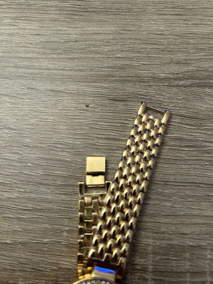 Montre Versace neuve jamais portée - photo numéro 6