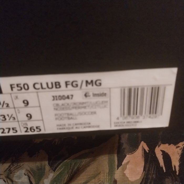 Baskets de foot adidzs neuves avec étiquette 🏷 pointure 43 et demi - photo numéro 2