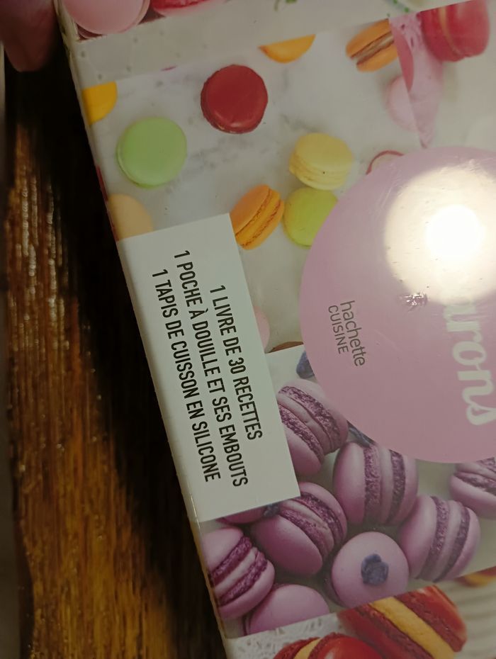 2 coffrets cadeau Macarons/ Biscuits 🎁 NEUF - photo numéro 3