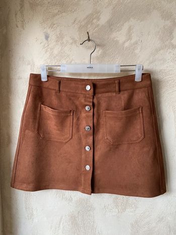 Jupe courte boutonnée suédine camel Jennyfer L