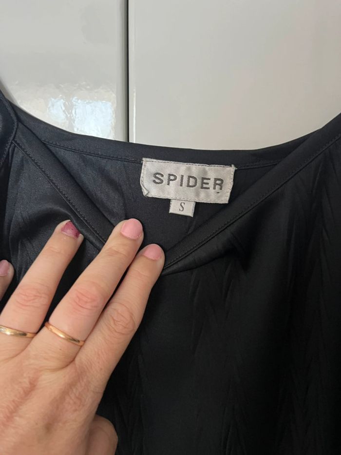 Robe noir taille S marque spider - photo numéro 2