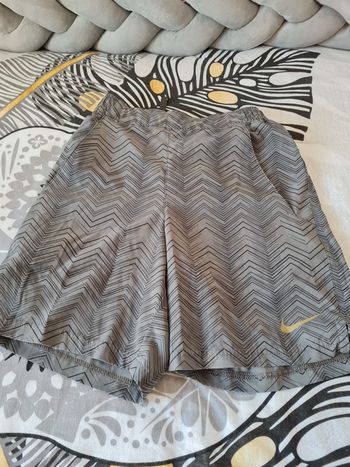 Short Nike