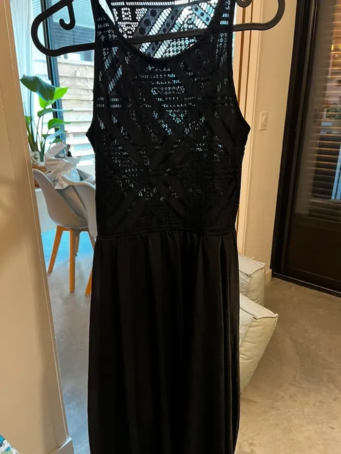 Robe longue noire - photo numéro 2